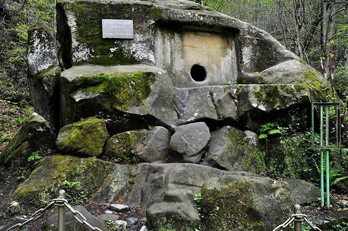 volkonski dolmen