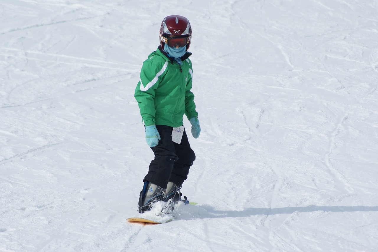 Как поставить ребёнка на сноуборд? K2TOUR даёт советы