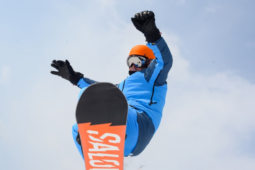 «Роза Хутор» перенес открытие горнолыжного сезона из-за теплой погоды 