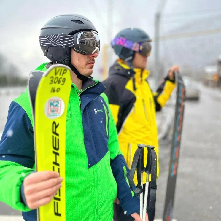 Прокат лыж в Адлере, аренда сноубордов на МИра 21Б